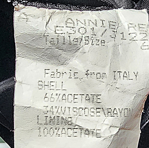 Annie Reva Vintage Black Vest Top with Silver-tone Hardware Detail - Picture 4 of 5